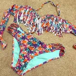 Floral, shaggy Bikini